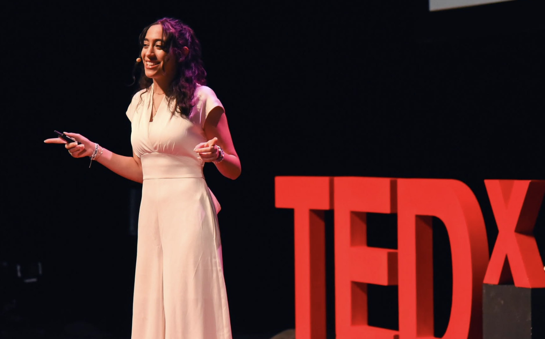 Moment scénique lors d’une conférence TEDx Ville-Marie ED.